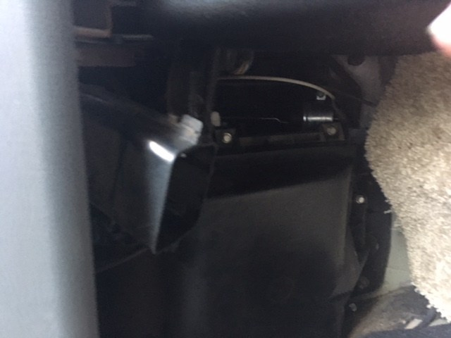 Passenger side below seat vent