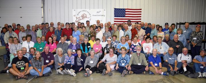 2019 BF LL RV Club Natl. Rally & 20th Anniv. Group Picture by Forrest Seavey.JPG